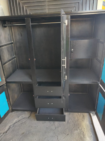 Clóset Mateo con Caja Fuerte